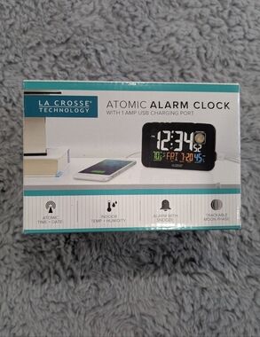 La Crosse Technology Atomic Alarm Clock